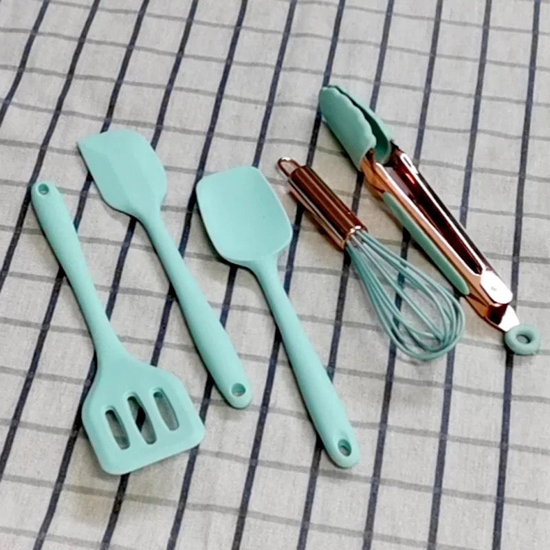 5 Piece Mini Silicone Kitchen Utensils Set - Green Walnut Inc.