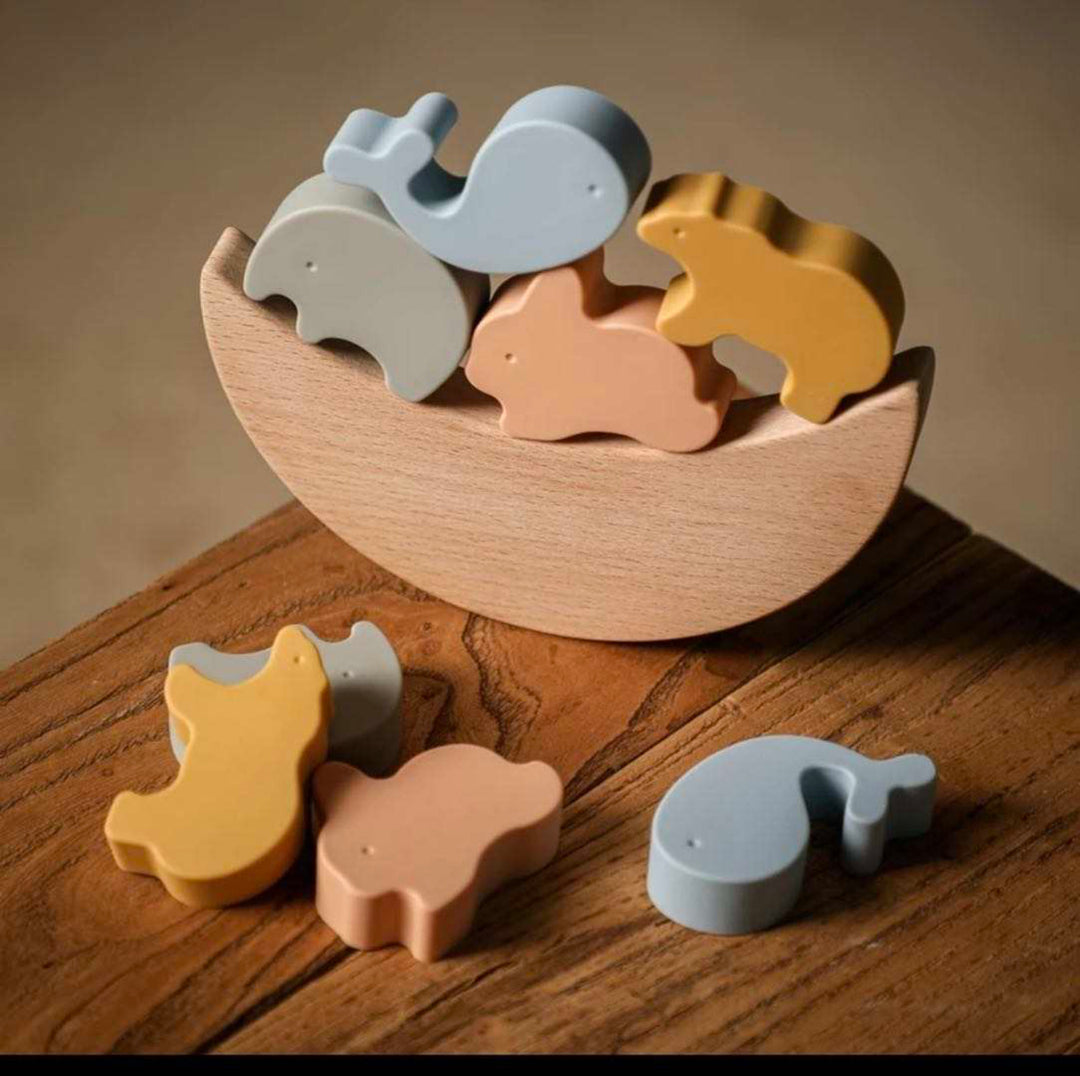 Silicone Animal Stacker - Green Walnut Inc.